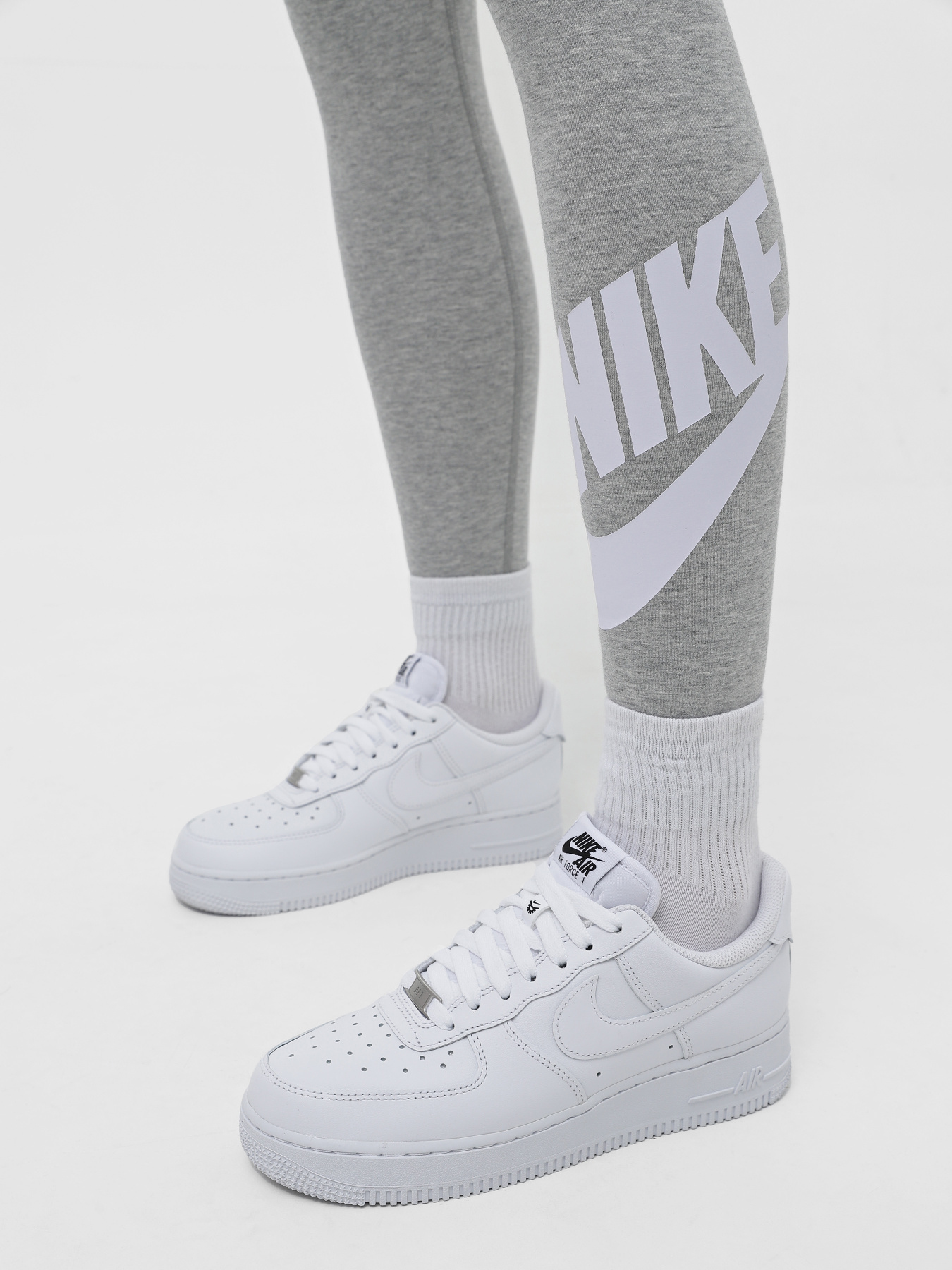 Брюки NIKE Sportswear Classics модель DV7791-063 Брюки NIKE Sportswear Classics модель DV7791-063 Фото
