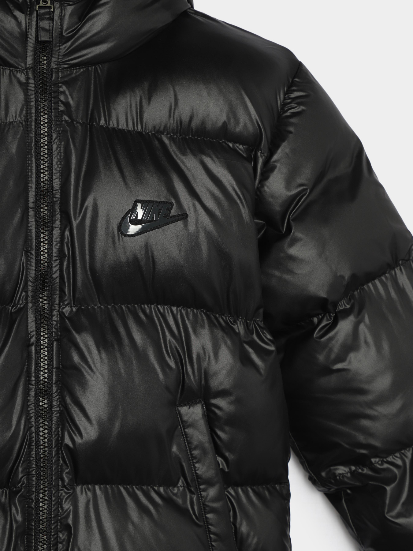Куртки та дублянки NIKE Sportswear Heavyweight Synthetic Fill EasyOn модель FD2842-010 Фото
