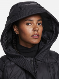 Куртки та дублянки NIKE Sportswear Swoosh Puffer PrimaLoft® модель FB8729-010 Фото
