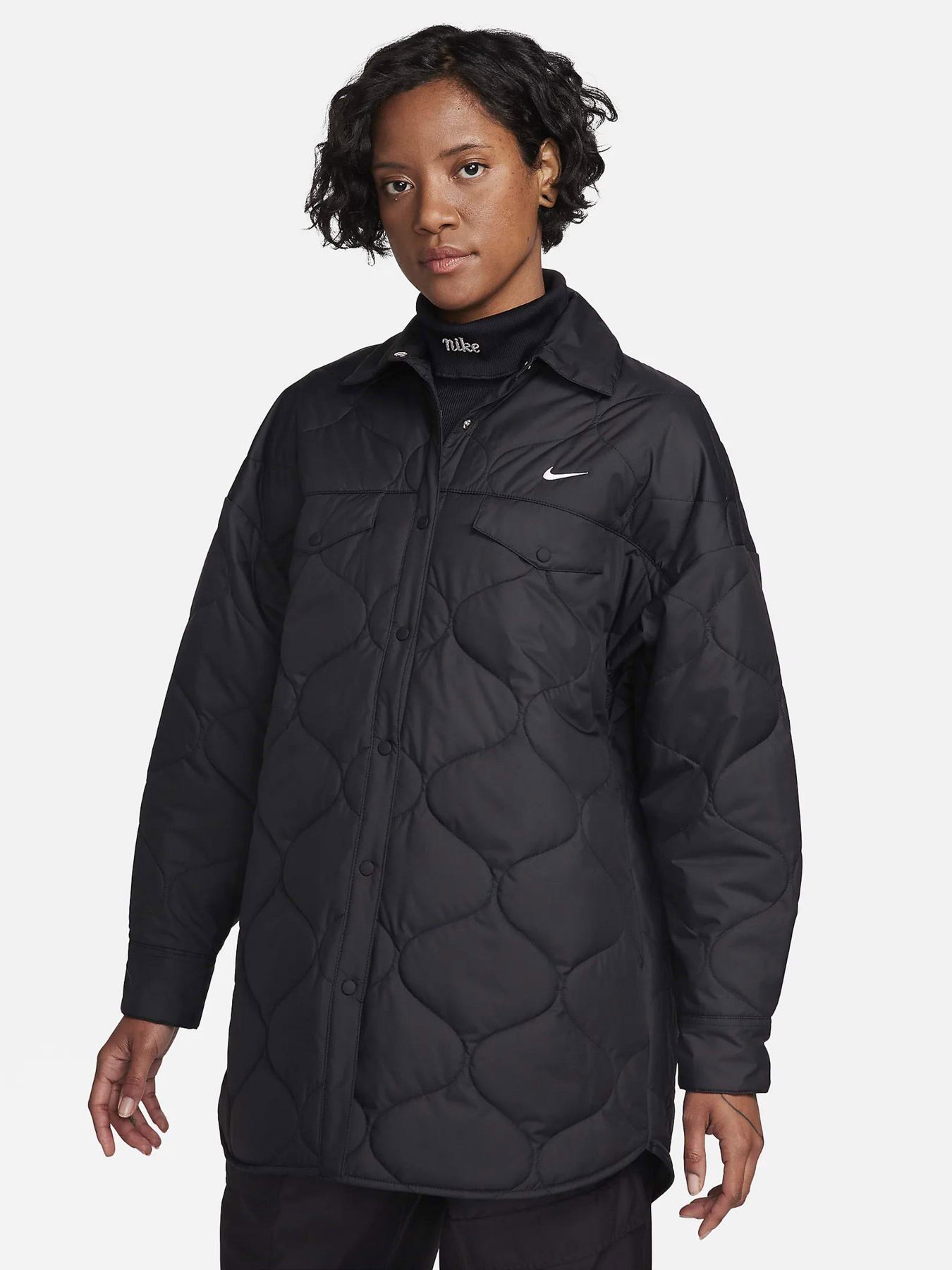 Куртки та дублянки NIKE Sportswear Essential модель FB8732-010 Фото
