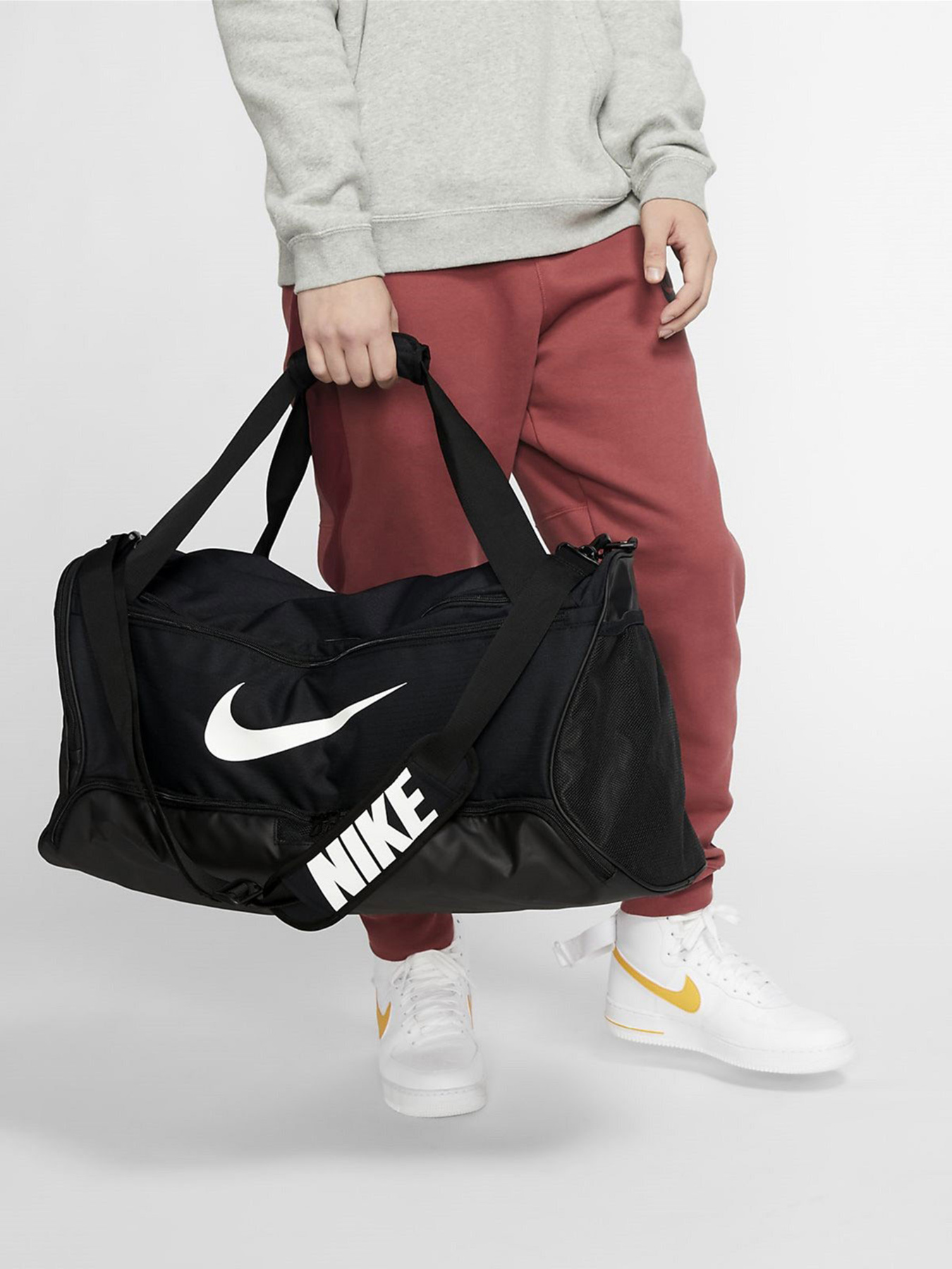 Сумки NIKE BRASILIA модель BA5955-010 Фото