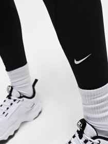 Брюки NIKE ONE HIGH-WAISTED 7/8 модель DV9020-010 Фото