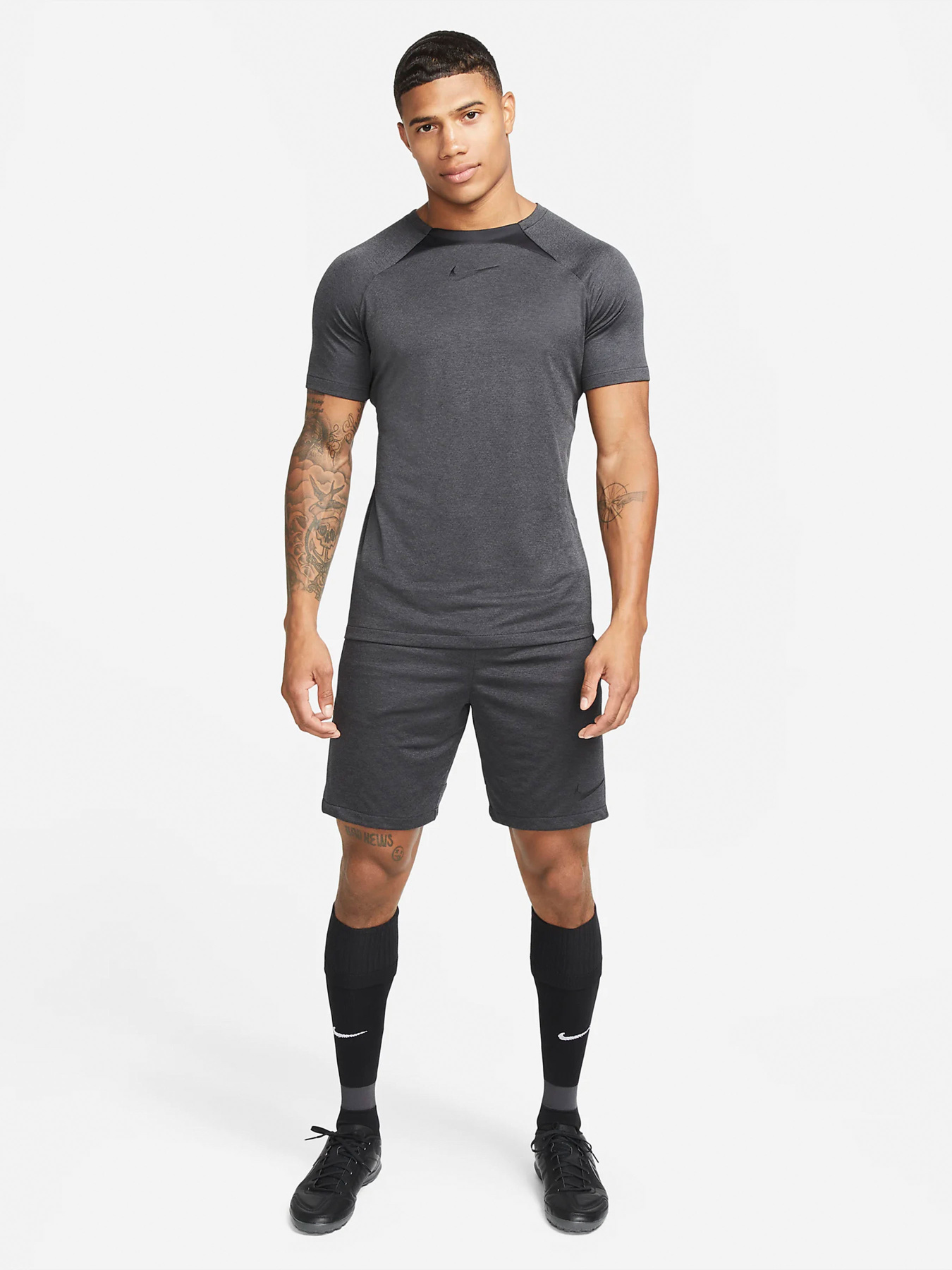 Шорти NIKE DRI-FIT ACADEMY модель FB6338-010 Фото