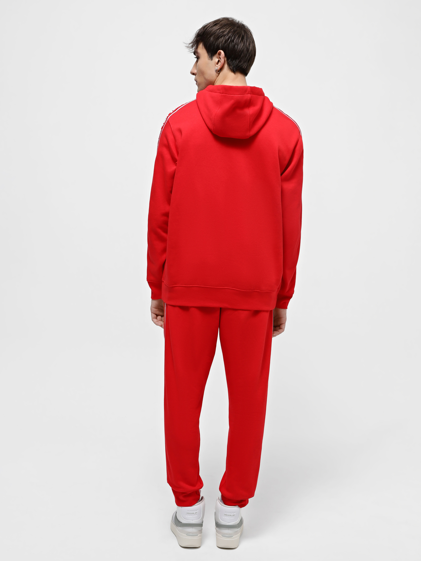 Костюмы NIKE CLUB FLEECE GRAPHIC HOODED модель FB7296-657 Фото