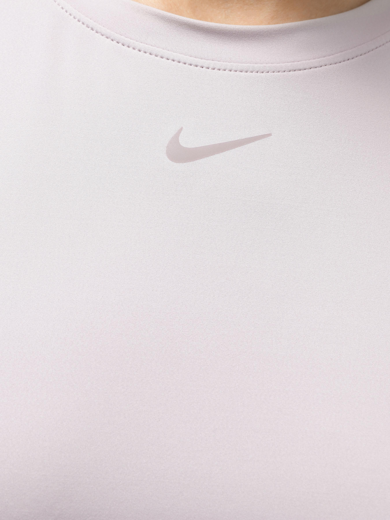 Футболки і поло NIKE ONE CLASSIC DRI-FIT модель FN2798-019 Футболки і поло NIKE ONE CLASSIC DRI-FIT модель FN2798-019 Фото