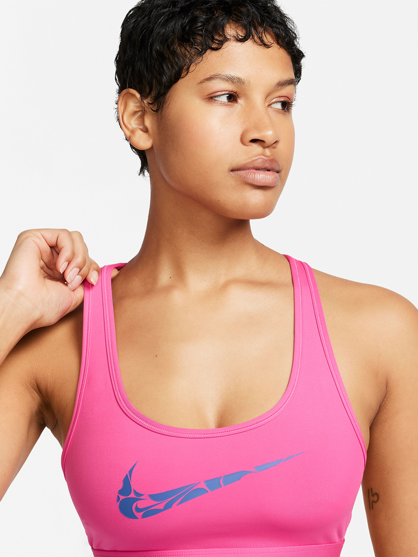 Футболки і поло NIKE SWOOSH SPORTS модель FN2898-605 Футболки і поло NIKE SWOOSH SPORTS модель FN2898-605 Фото
