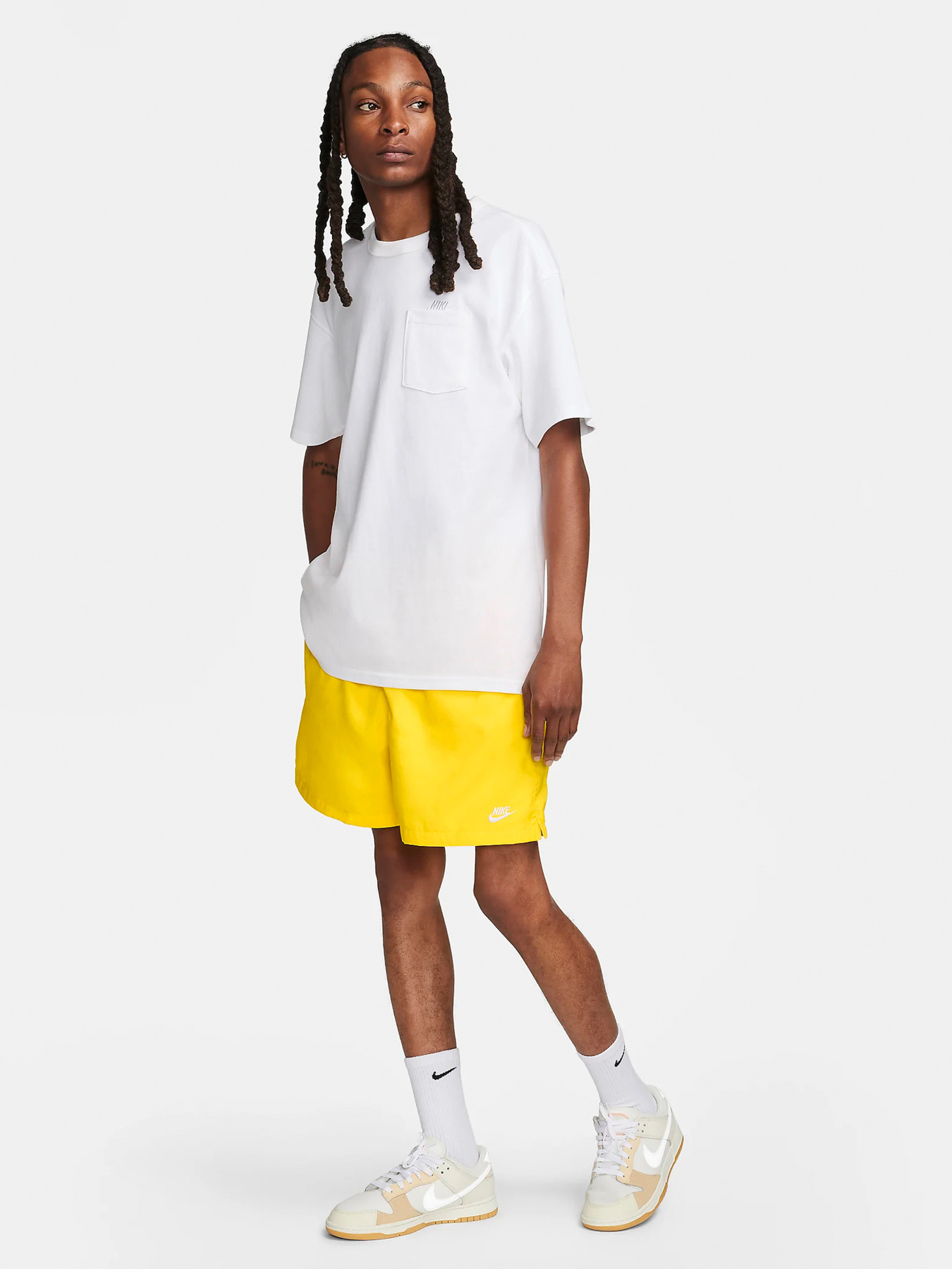 Шорты NIKE CLUB WOVEN FLOW модель FN3307-718 Фото