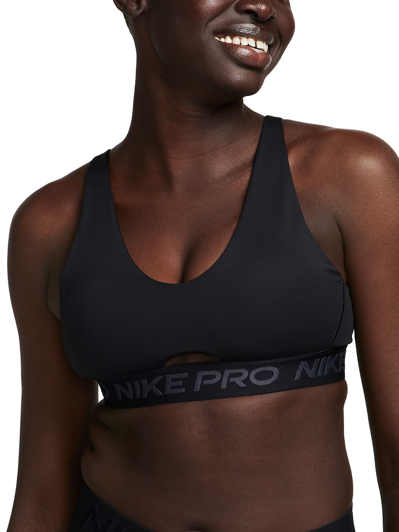 Футболки и поло NIKE PRO INDY PLUNGE модель FQ2653-010 Футболки и поло NIKE PRO INDY PLUNGE модель FQ2653-010 Фото