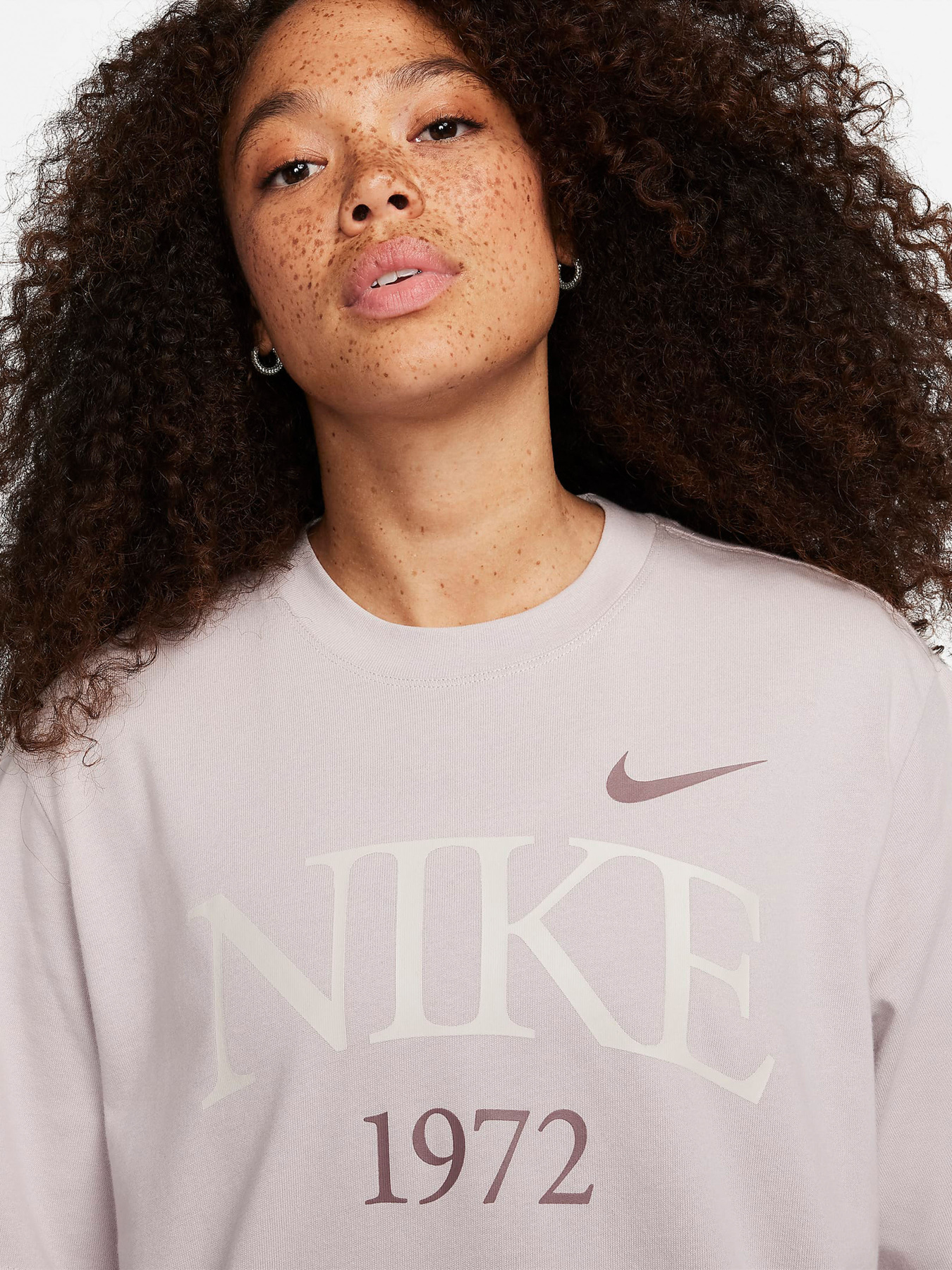 Футболки и поло NIKE SPORTSWEAR CLASSIC модель FQ6600-019 Футболки и поло NIKE SPORTSWEAR CLASSIC модель FQ6600-019 Фото