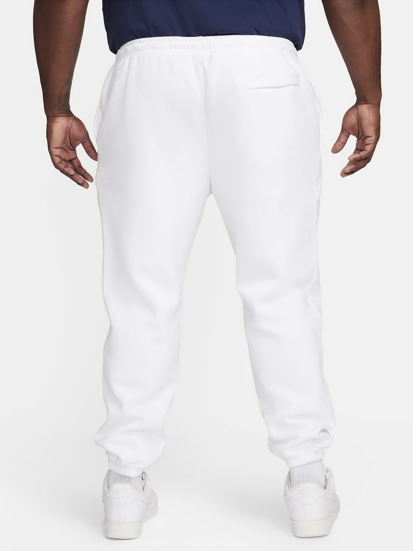 Брюки NIKE CLUB BB CF ARCH GX модель FV4453-100 Брюки NIKE CLUB BB CF ARCH GX модель FV4453-100 Фото