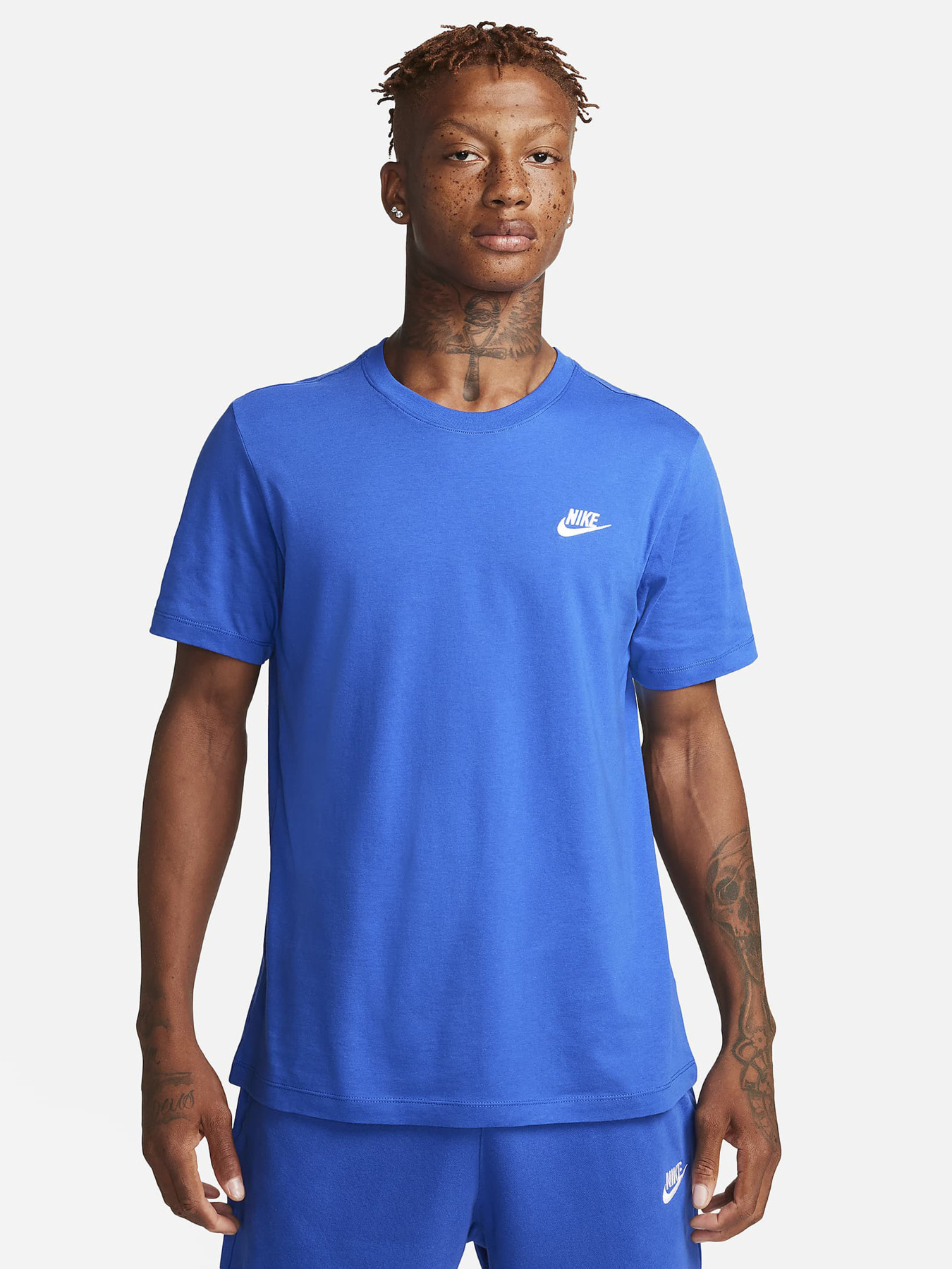 Футболки и поло NIKE SPORTSWEAR CLUB модель AR4997-480 Футболки и поло NIKE SPORTSWEAR CLUB модель AR4997-480 Фото