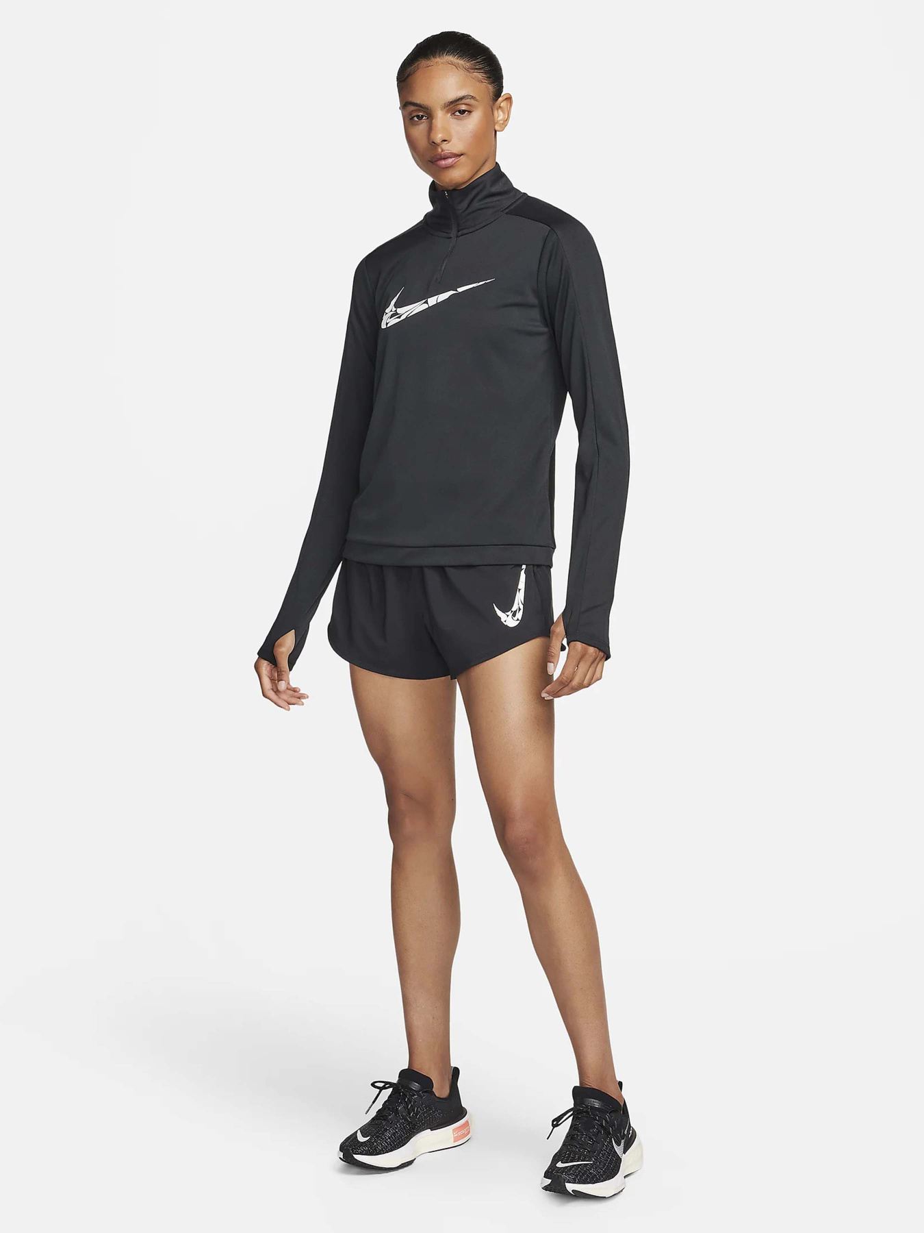 Шорты NIKE ONE SWSH HBR DF MRBRSHRT модель FN2601-010 Фото