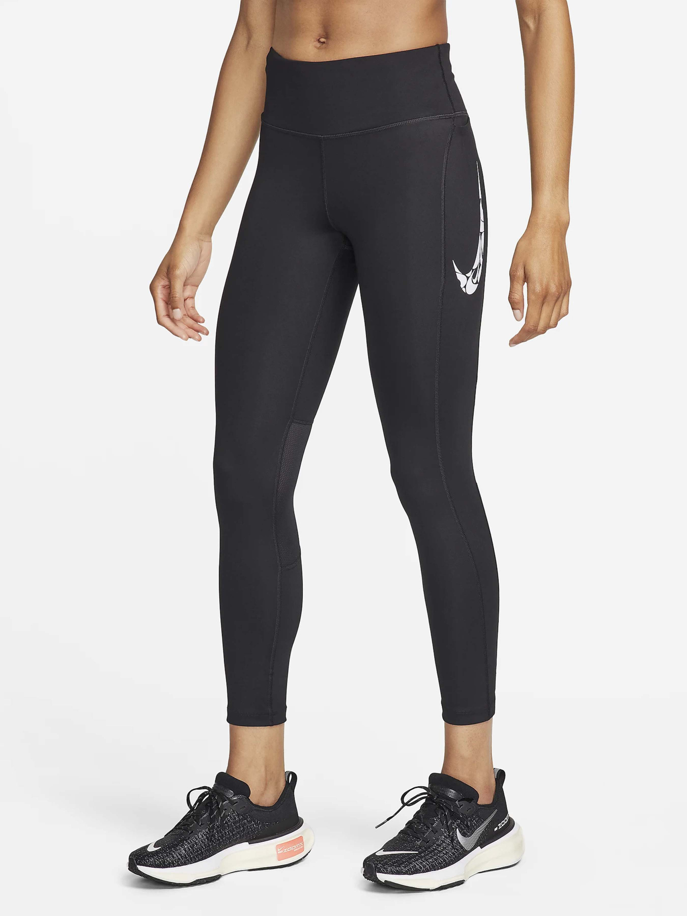 Брюки NIKE FST SW HBR DF MR 7/8 TGT модель FN3268-010 Брюки NIKE FST SW HBR DF MR 7/8 TGT модель FN3268-010 Фото
