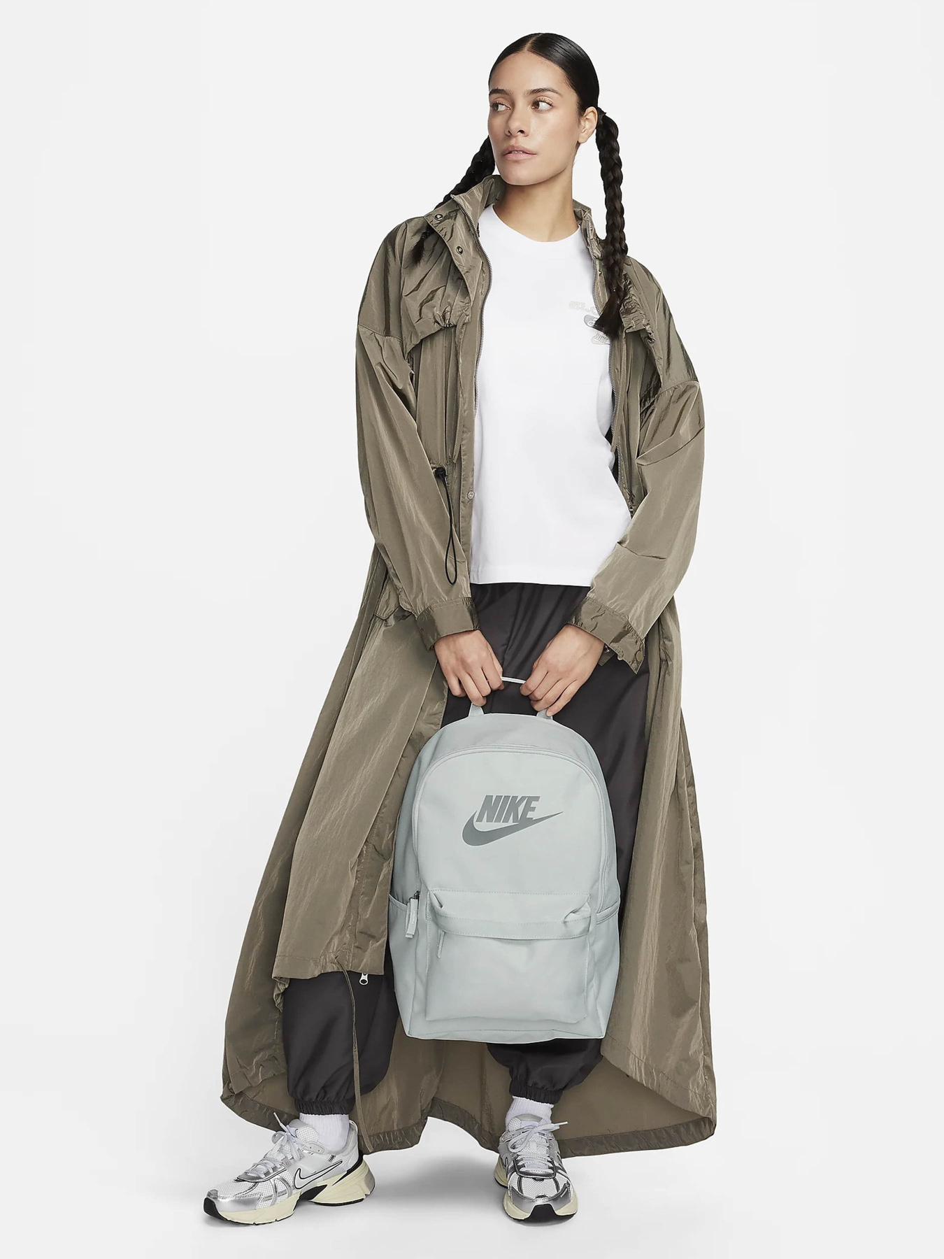 Рюкзаки NIKE HERITAGE 25L модель DC4244-034 Фото