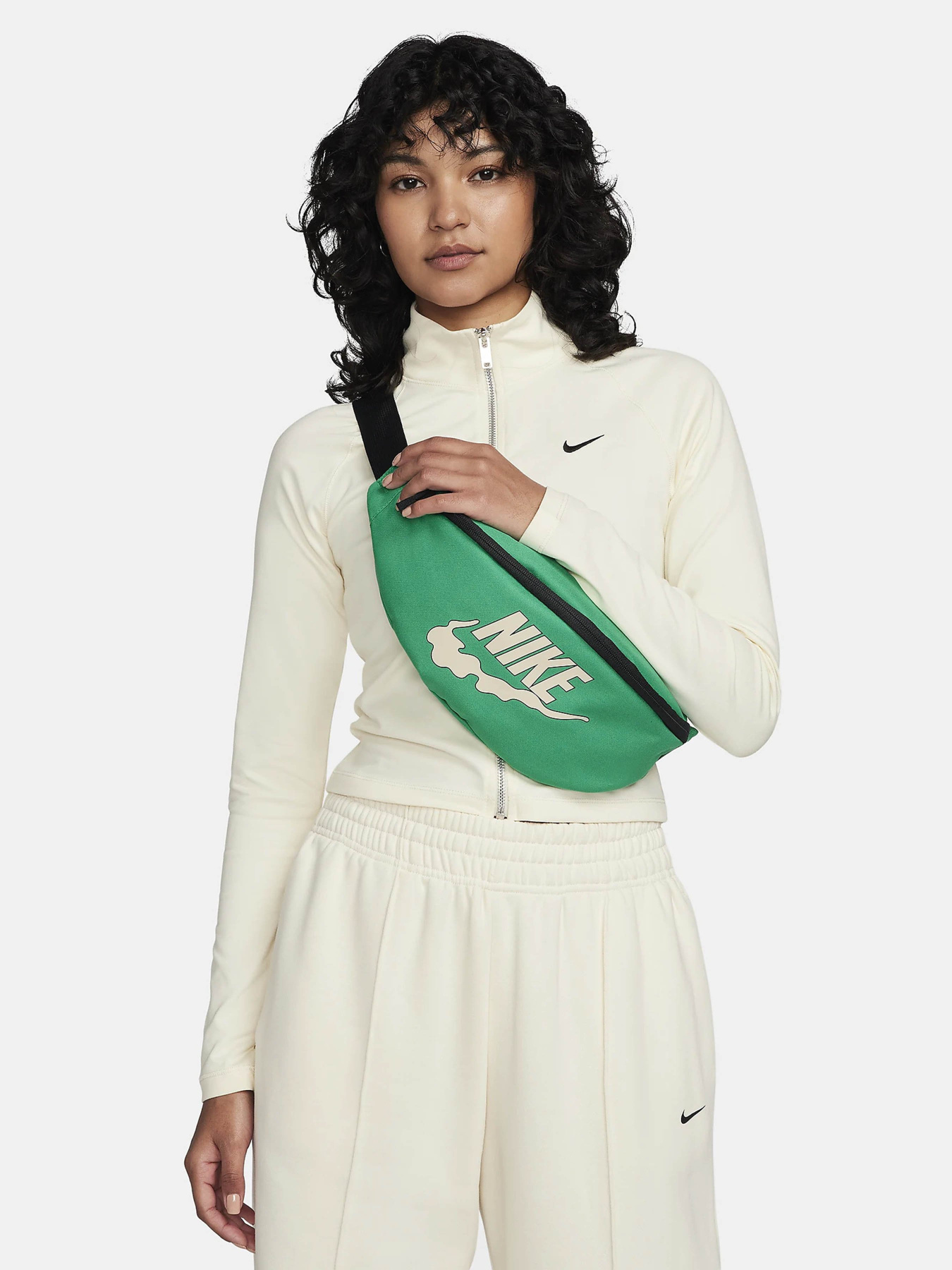 Сумки NIKE HRITGE WSTPCK-HMN CRFT GRX модель FN0892-324 Сумки NIKE HRITGE WSTPCK-HMN CRFT GRX модель FN0892-324 Фото