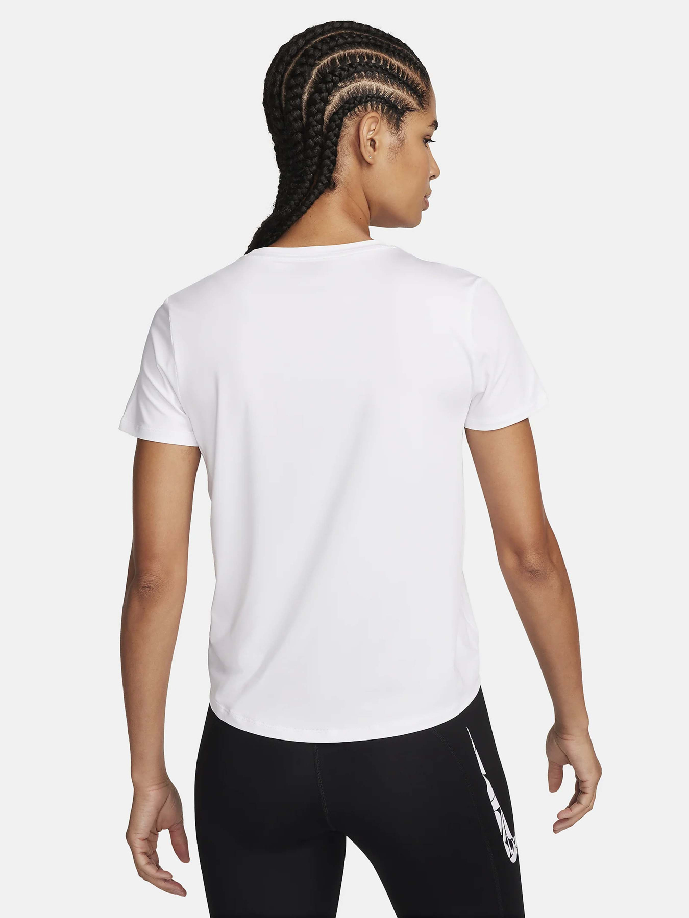 Футболки и поло NIKE DRI-FIT ONE SWOOSH модель FN2618-100 Фото