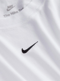 Футболки і поло NIKE SPORTSWEAR CHILL KNIT модель FV5508-100 Фото