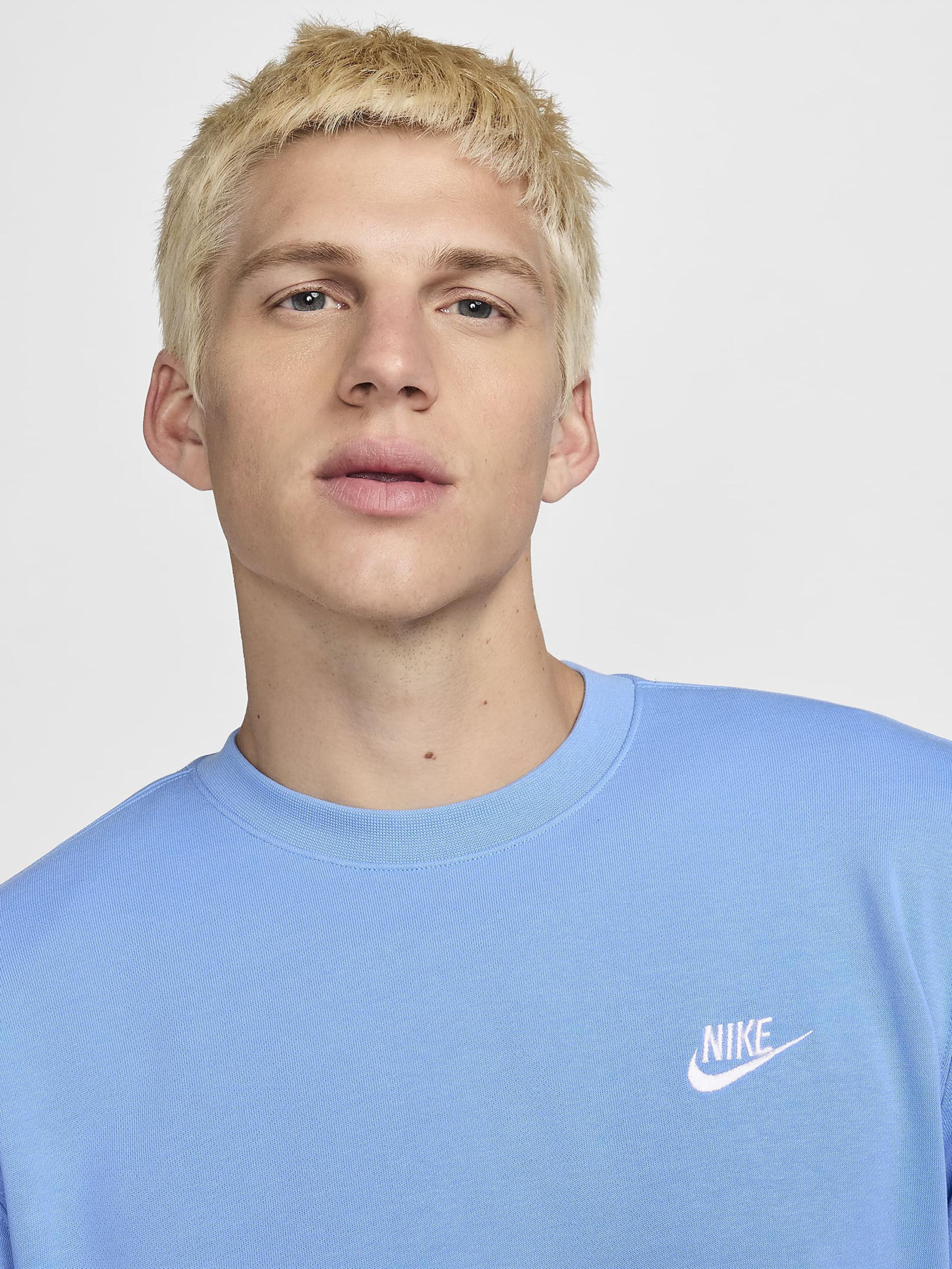 Худі та світшоти NIKE SPORTSWEAR CLUB FRENCH TERRY C модель BV2666-412 Фото