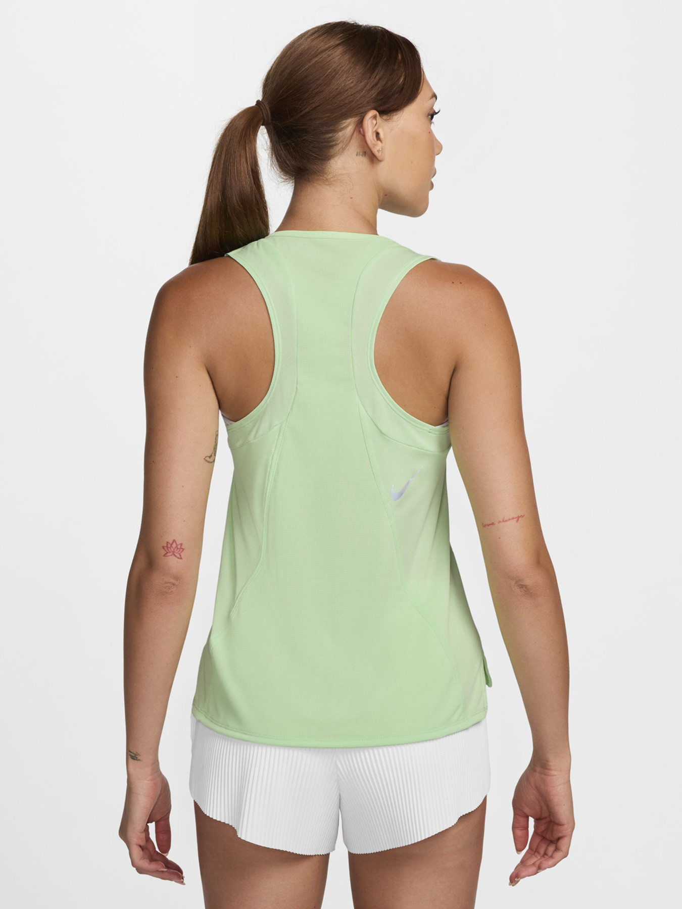 Футболки и поло NIKE DRI-FIT RACE модель DD5940-376 Фото