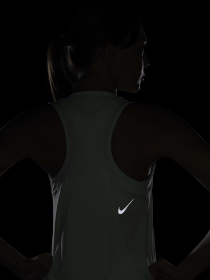 Футболки и поло NIKE DRI-FIT RACE модель DD5940-376 Фото