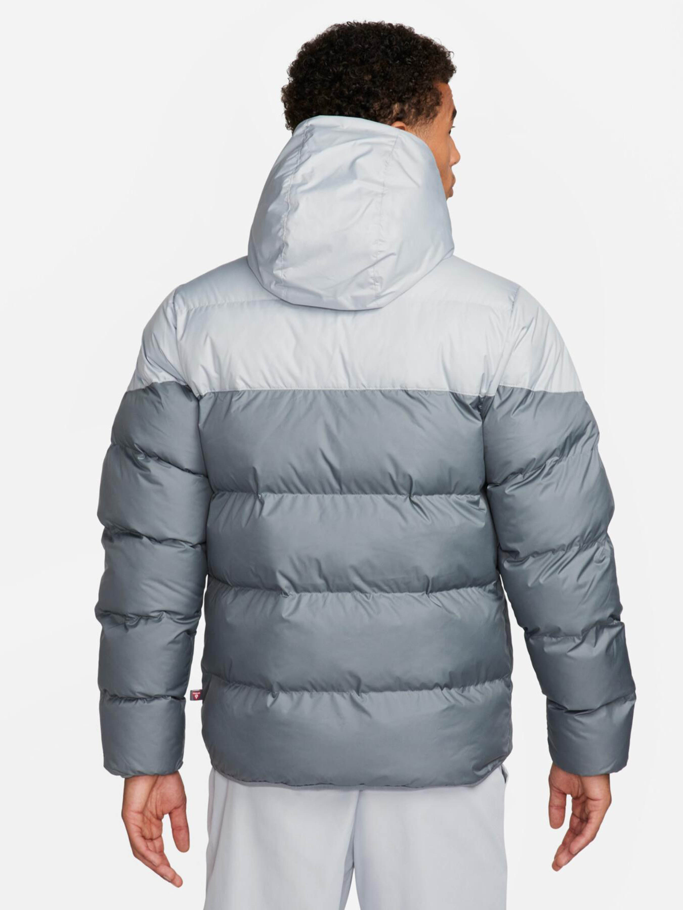 Куртки та дублянки NIKE WINDRUNNER PRIMALOFT® модель FB8185-077 Куртки та дублянки NIKE WINDRUNNER PRIMALOFT® модель FB8185-077 Фото