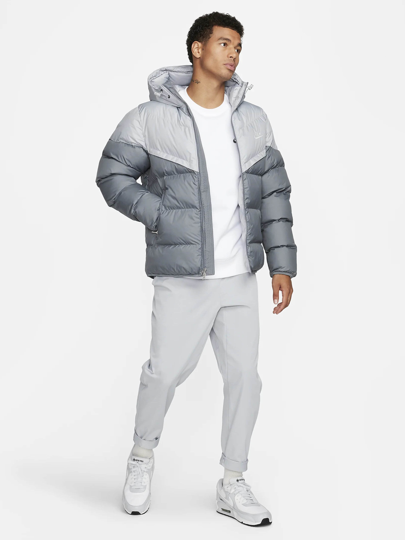 Куртки та дублянки NIKE WINDRUNNER PRIMALOFT® модель FB8185-077 Куртки та дублянки NIKE WINDRUNNER PRIMALOFT® модель FB8185-077 Фото