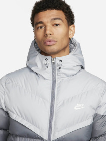 Куртки та дублянки NIKE WINDRUNNER PRIMALOFT® модель FB8185-077 Фото