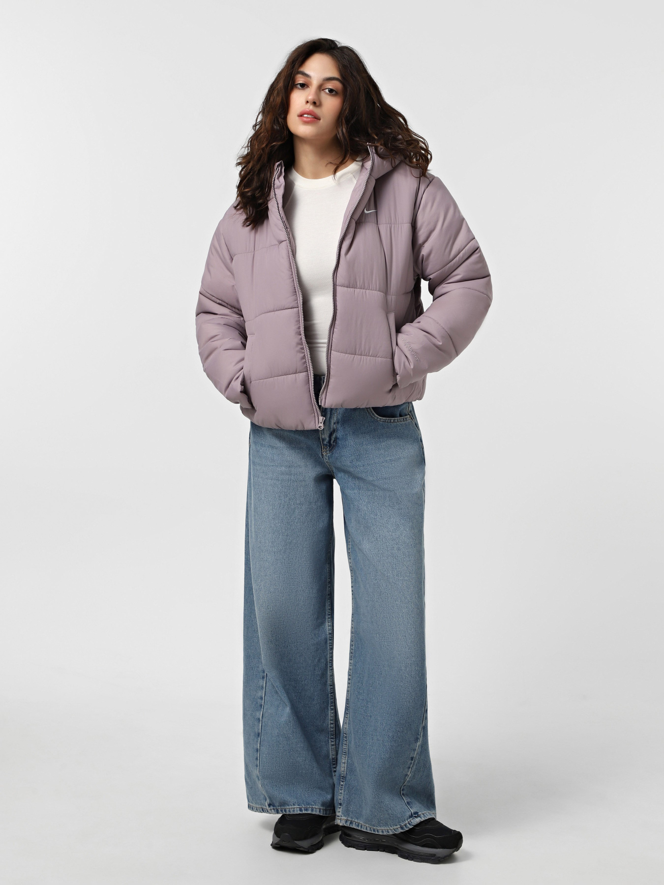 Куртки и дубленки NIKE SPORTSWEAR CLASSIC PUFFER THER модель FZ5899-226 Фото