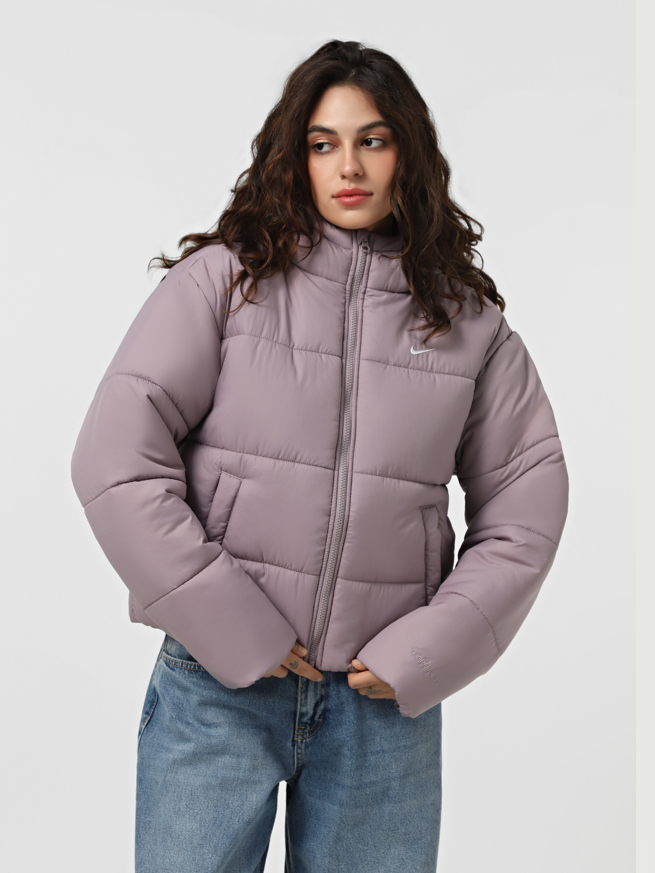 Куртки и дубленки NIKE SPORTSWEAR CLASSIC PUFFER THER модель FZ5899-226 Фото