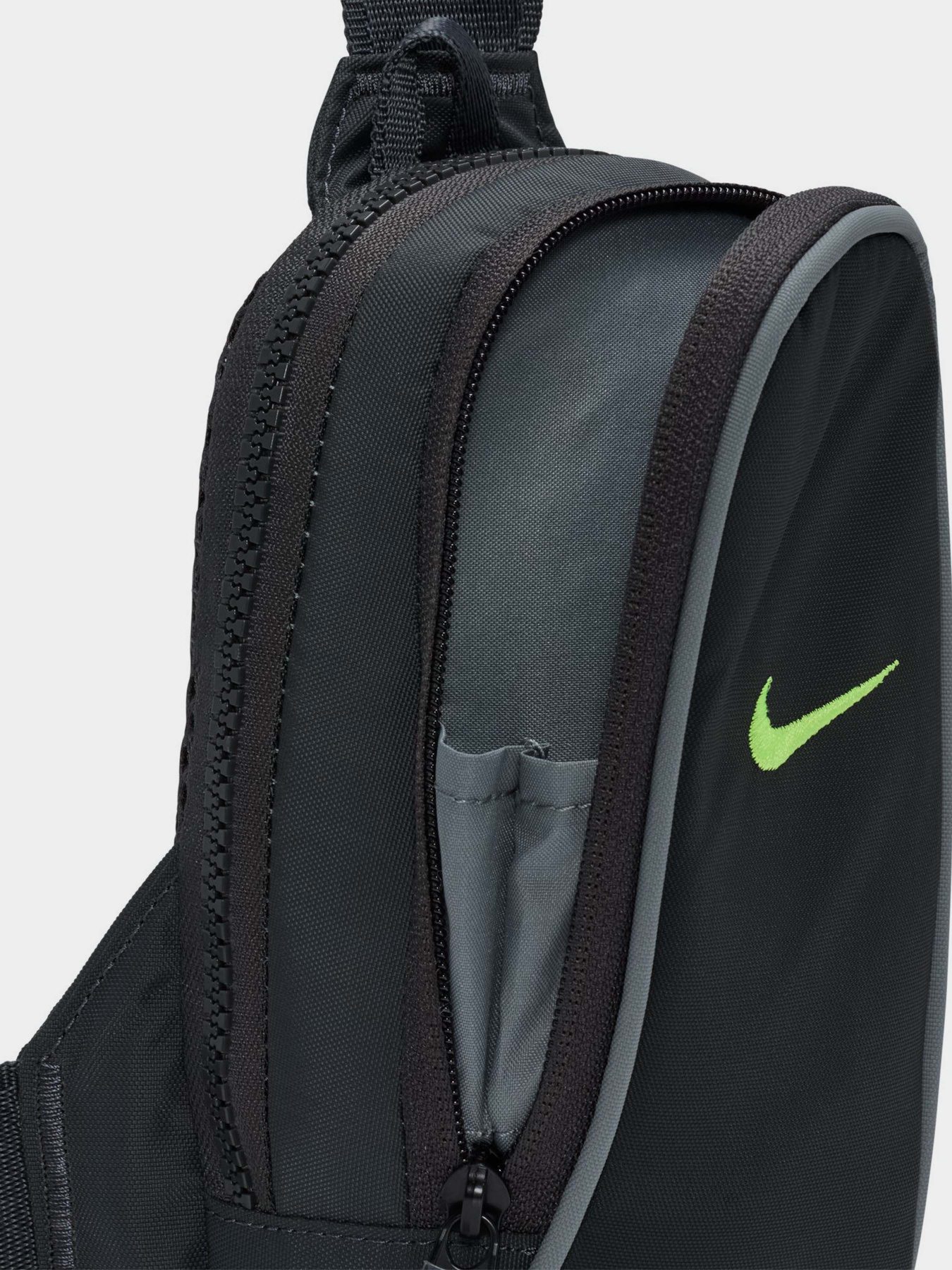 Сумки NIKE SPORTSWEAR ESSENTIALS 1L модель DJ9794-060 Фото