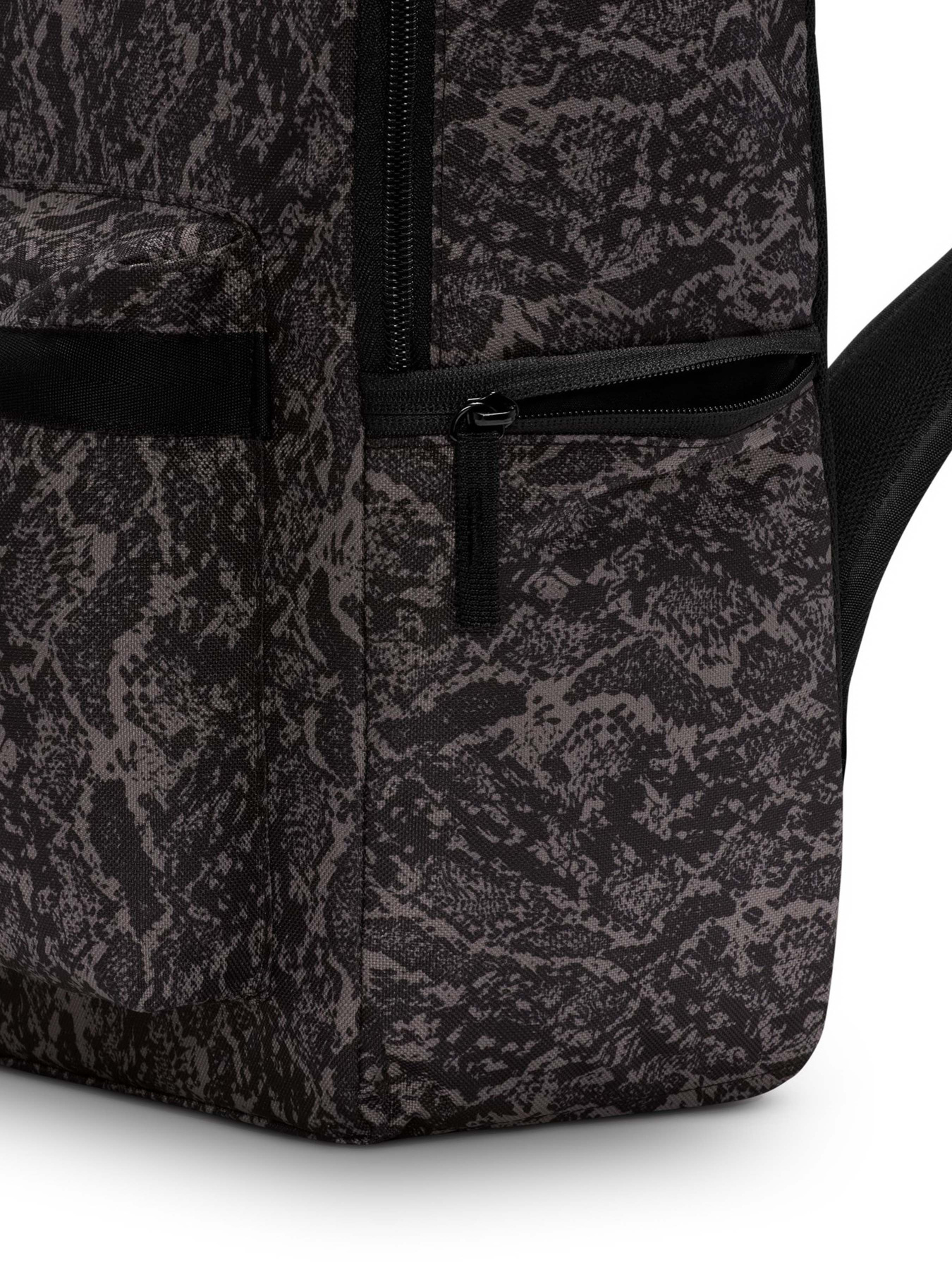 Рюкзаки NIKE HERITAGE 25L модель HJ8345-289 Фото