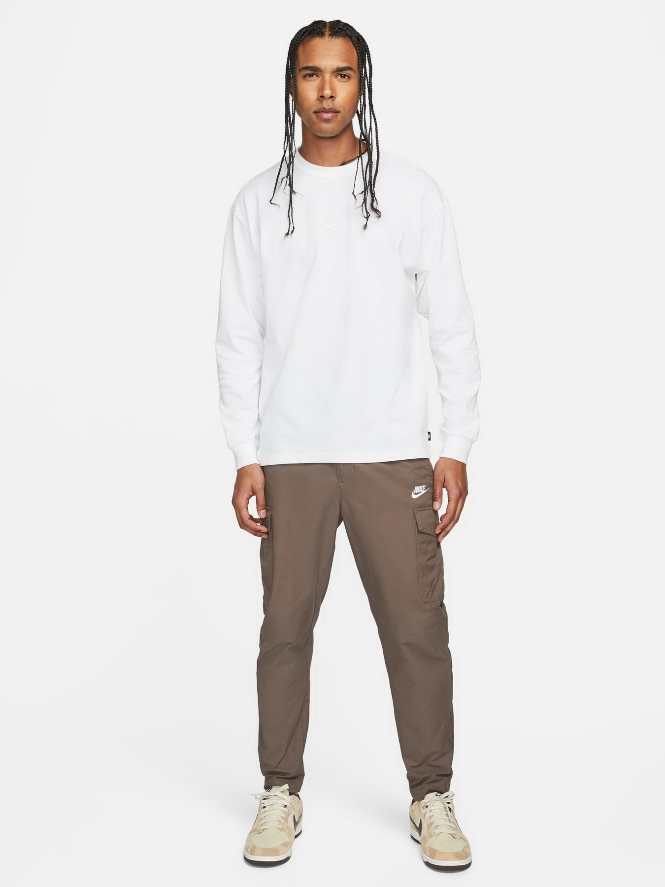 Худи и свитшоты NIKE SPORTSWEAR PREMIUM ESSENTIALS модель DO7390-100 Фото
