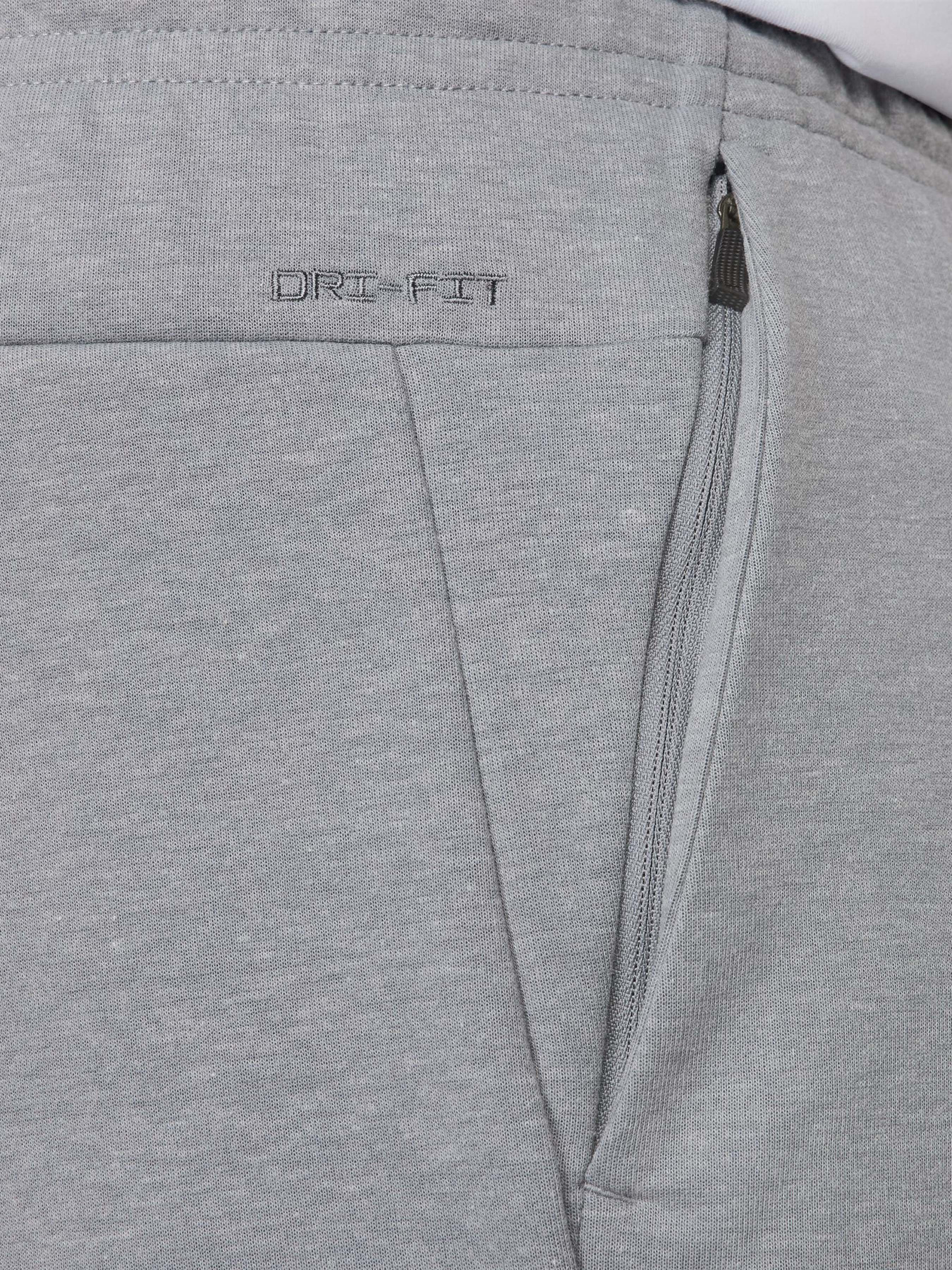 Шорти NIKE DRI-FIT PRIMARY 7IN модель FZ0961-065 Шорти NIKE DRI-FIT PRIMARY 7IN модель FZ0961-065 Фото
