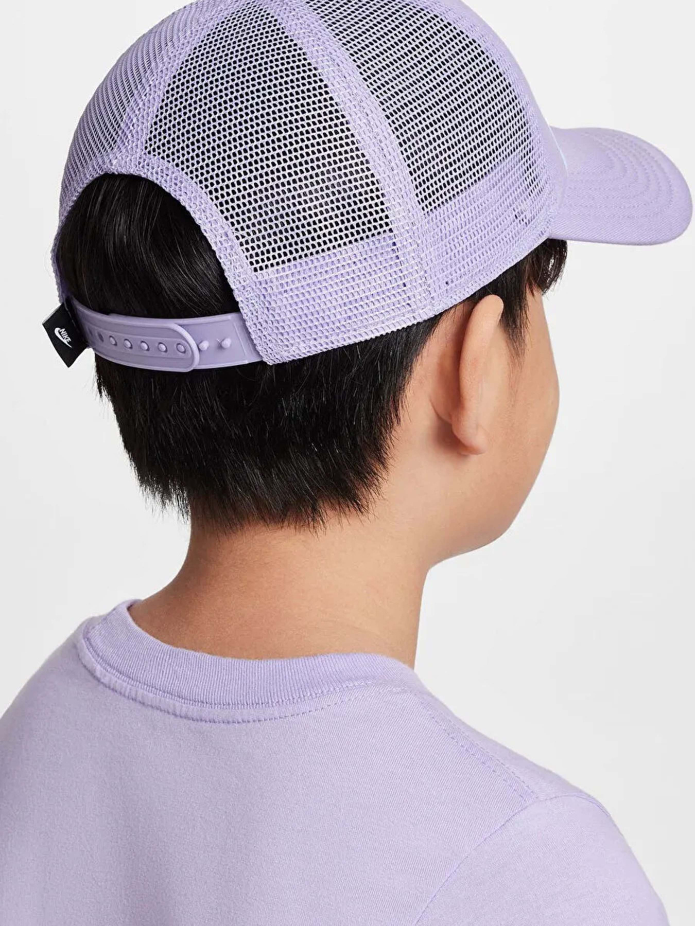 Шапки та кепки NIKE RISE STRUCTURED TRUCKER модель FB5363-516 Шапки та кепки NIKE RISE STRUCTURED TRUCKER модель FB5363-516 Фото
