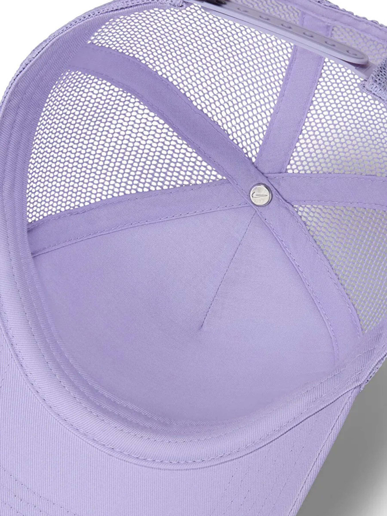 Шапки та кепки NIKE RISE STRUCTURED TRUCKER модель FB5363-516 Шапки та кепки NIKE RISE STRUCTURED TRUCKER модель FB5363-516 Фото
