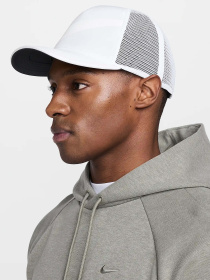 Шапки та кепки NIKE RISE DRI-FIT TRUCKER модель HJ7018-100 Фото