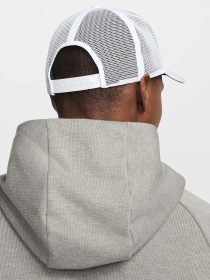 Шапки та кепки NIKE RISE DRI-FIT TRUCKER модель HJ7018-100 Фото