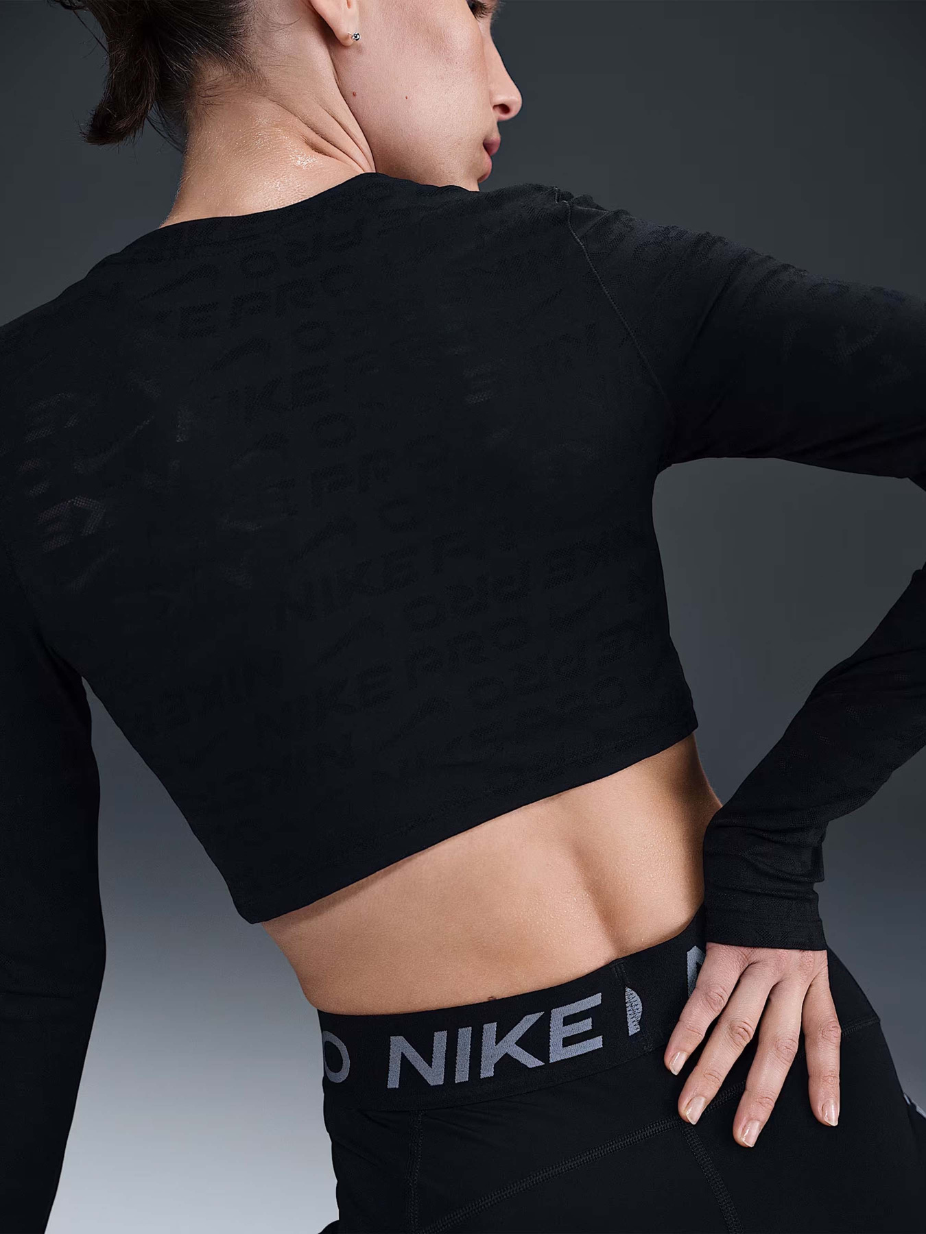 Футболки і поло NIKE PRO DRI-FIT модель HJ4281-010 Футболки і поло NIKE PRO DRI-FIT модель HJ4281-010 Фото