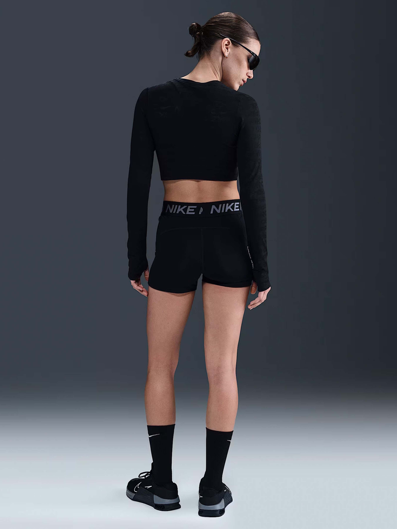 Футболки і поло NIKE PRO DRI-FIT модель HJ4281-010 Футболки і поло NIKE PRO DRI-FIT модель HJ4281-010 Фото