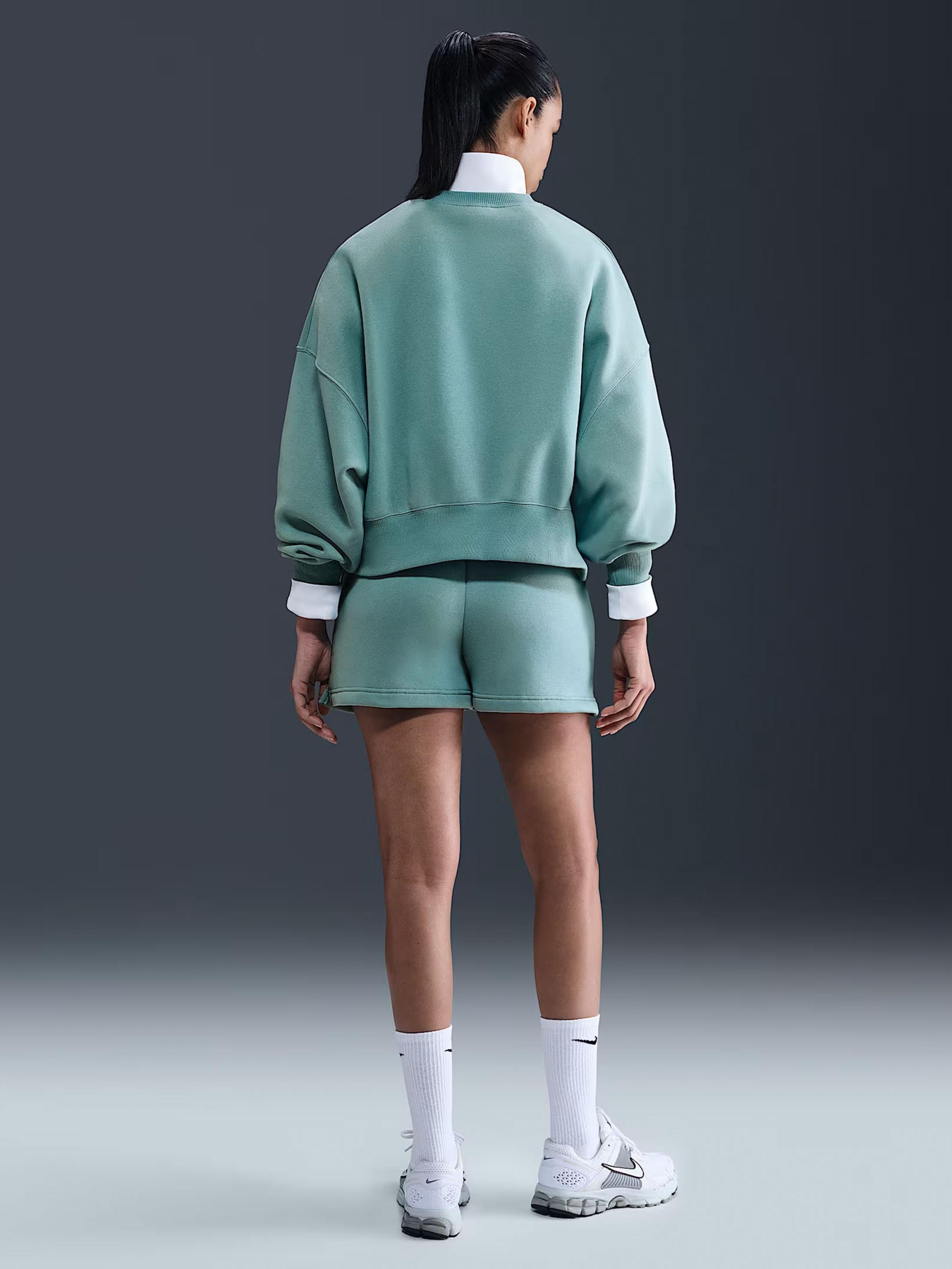 Худі та світшоти NIKE SPORTSWEAR PHOENIX FLEECE модель DQ5761-017 Фото
