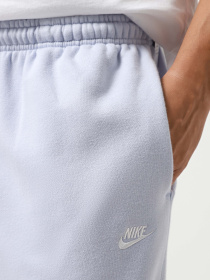 Брюки NIKE CLUB MEN'S CUFFED BRUSHED FLEE модель FN3808-057 Фото