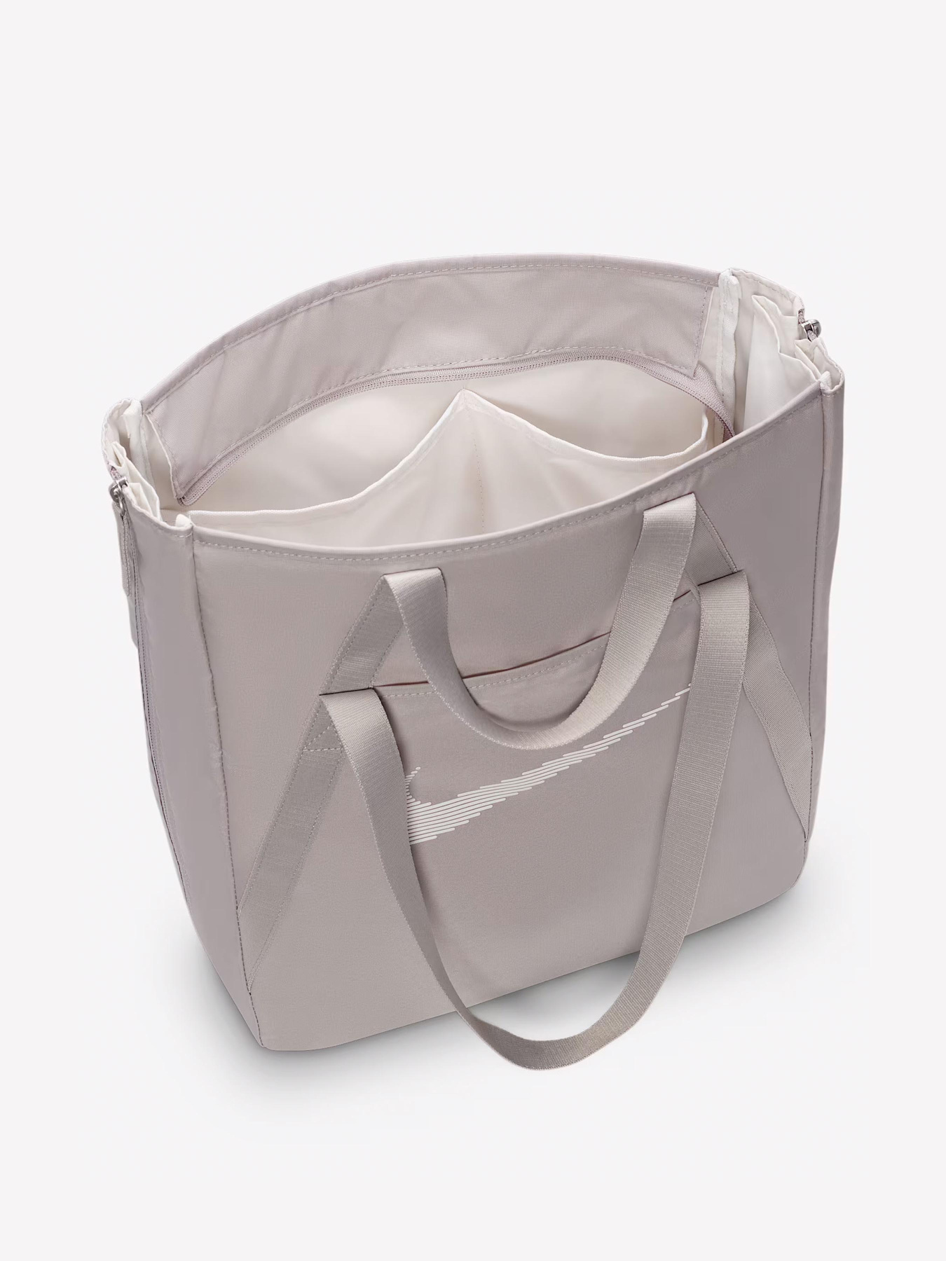 Сумки NIKE GYM TOTE 28L модель DR7217-009 Сумки NIKE GYM TOTE 28L модель DR7217-009 Фото