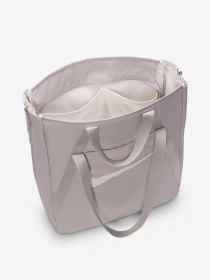 Сумки NIKE GYM TOTE 28L модель DR7217-009 Фото