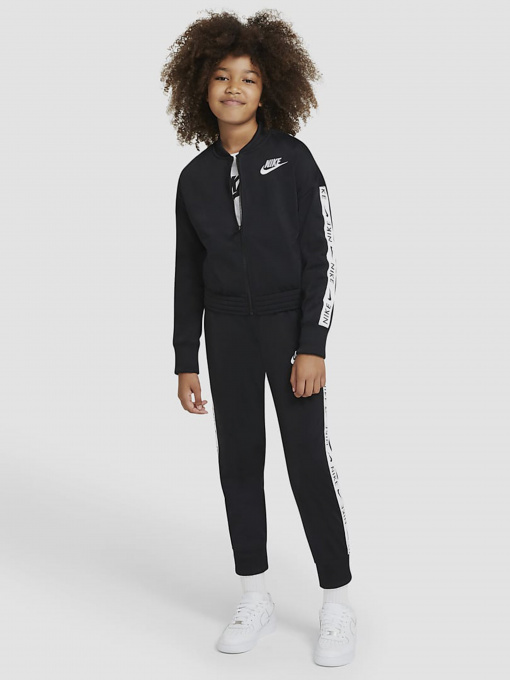 Костюмы NIKE Sportswear модель CU8374-010 Фото