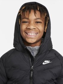 Куртки и дубленки NIKE Sportswear модель CU9157-010 Фото