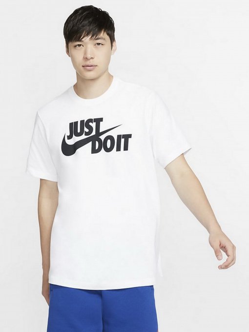 Футболки и поло NIKE NSW TEE JUST DO IT SWOOSH модель AR5006-100 Фото