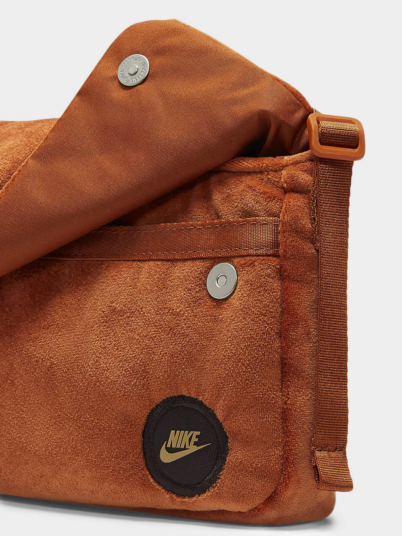 Сумки NIKE Sportswear Futura 365 модель DA6664-246 Фото