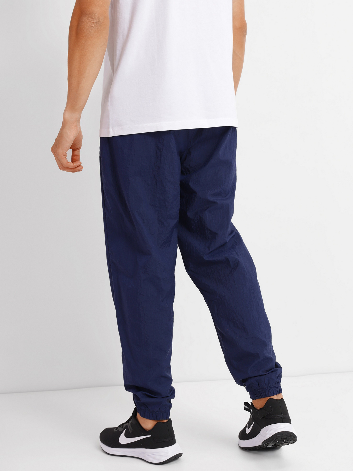 Костюми NIKE Sportswear Sport Essentials модель DM6848-410 Фото