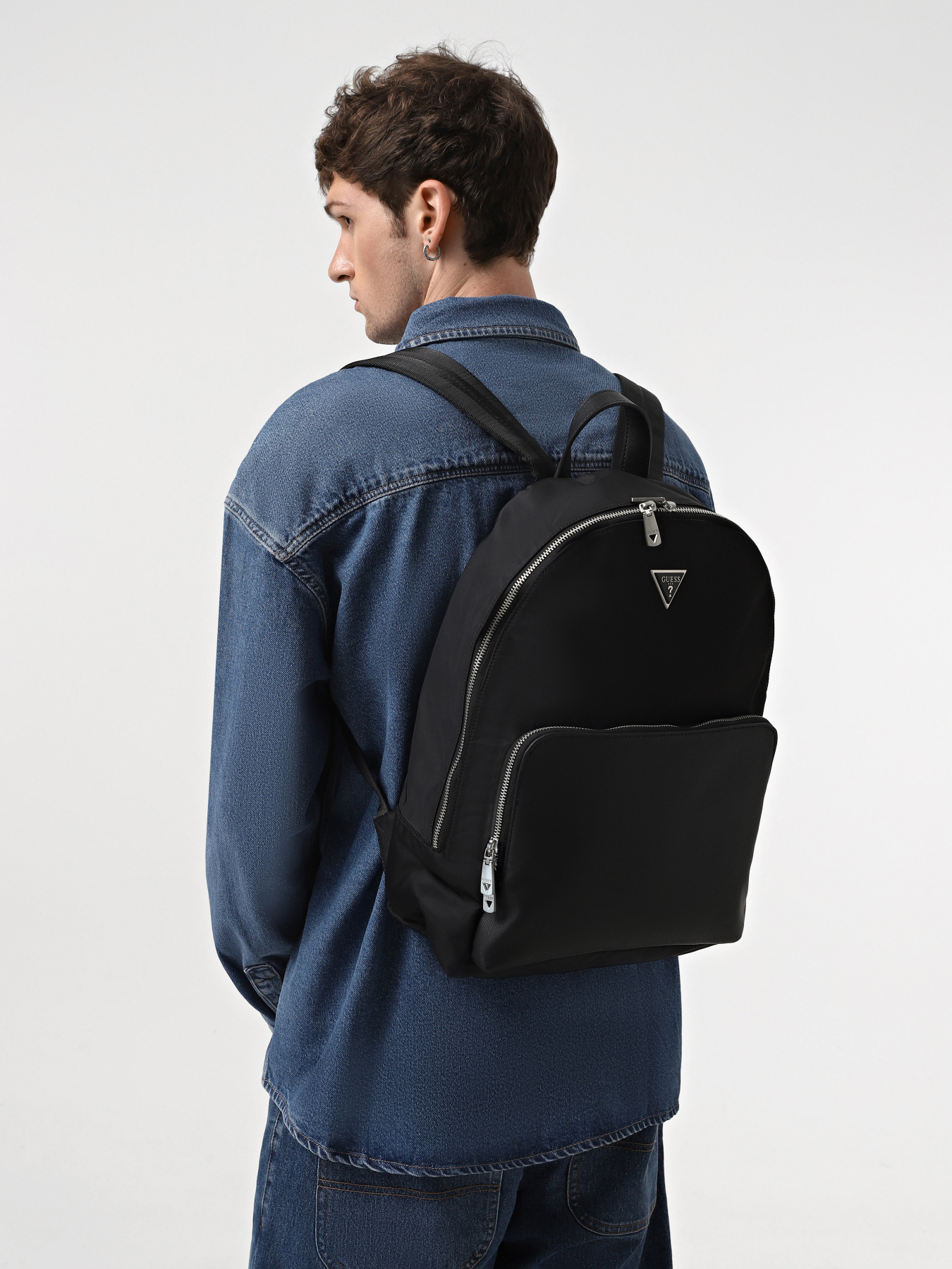 Рюкзаки GUESS Certosa Nylon Eco Backpack модель HMECRN.P3406;BLA Рюкзаки GUESS Certosa Nylon Eco Backpack модель HMECRN.P3406;BLA Фото