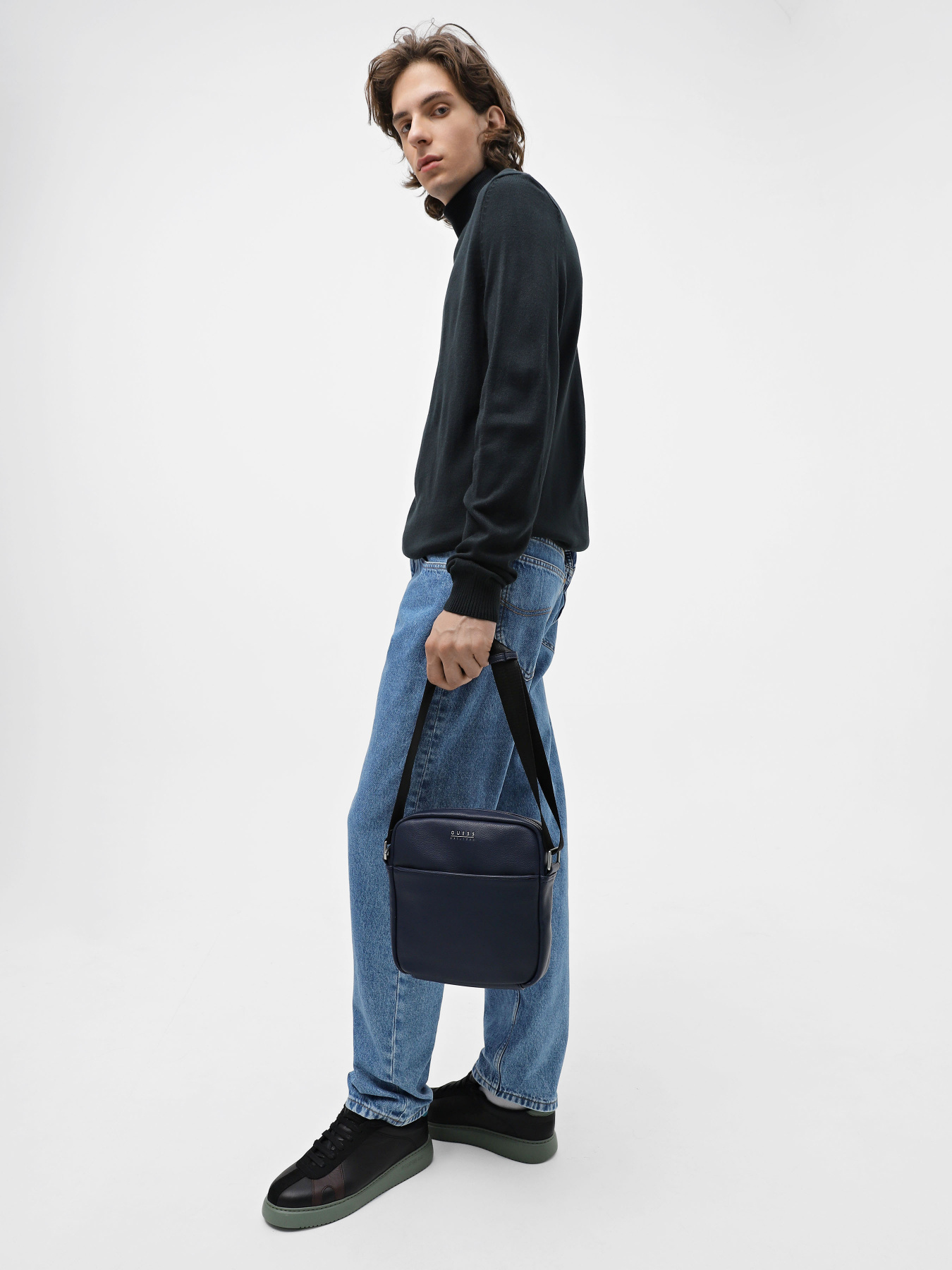 Сумки GUESS Fidenza Top Zip Crossbody Flat модель HMFIDA.P3458;BLU Сумки GUESS Fidenza Top Zip Crossbody Flat модель HMFIDA.P3458;BLU Фото